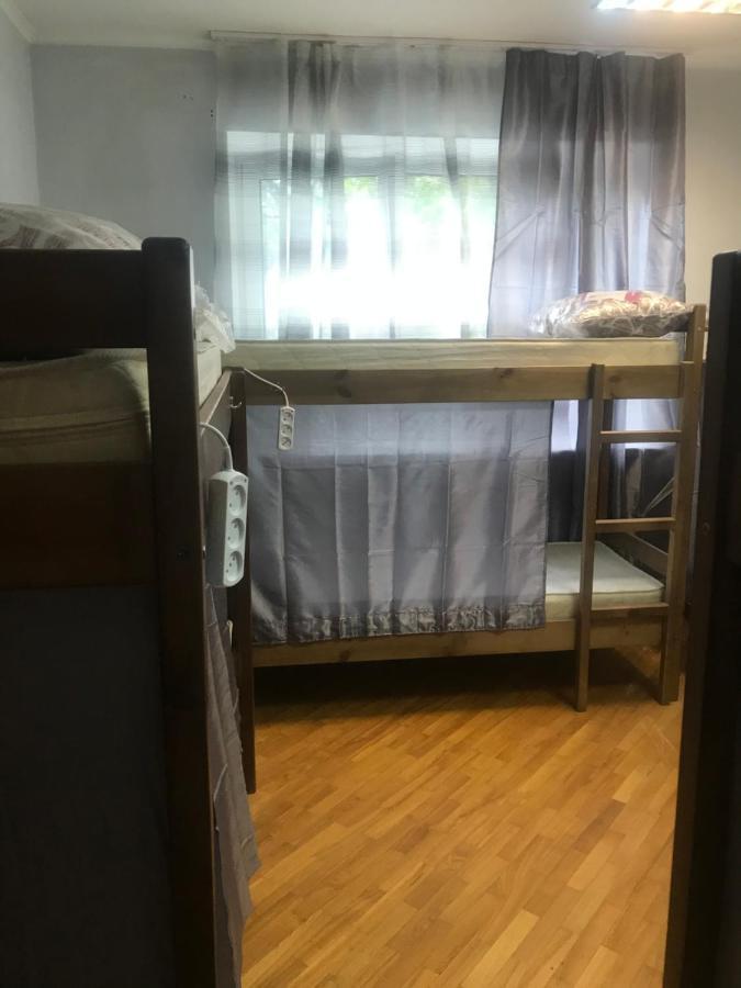 Ararat-Shulyavskaya Hostel Kiev Esterno foto