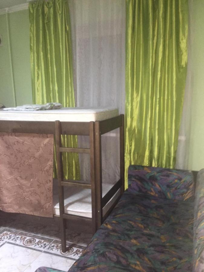 Ararat-Shulyavskaya Hostel Kiev Esterno foto